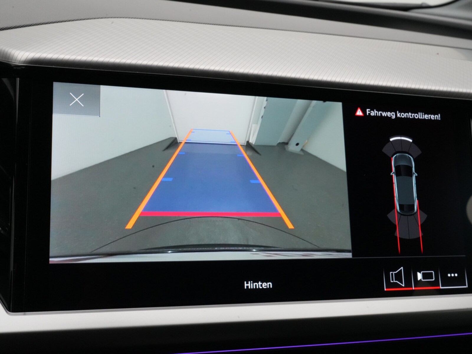 Audi Q4 Sportback e-tron – Bild 14