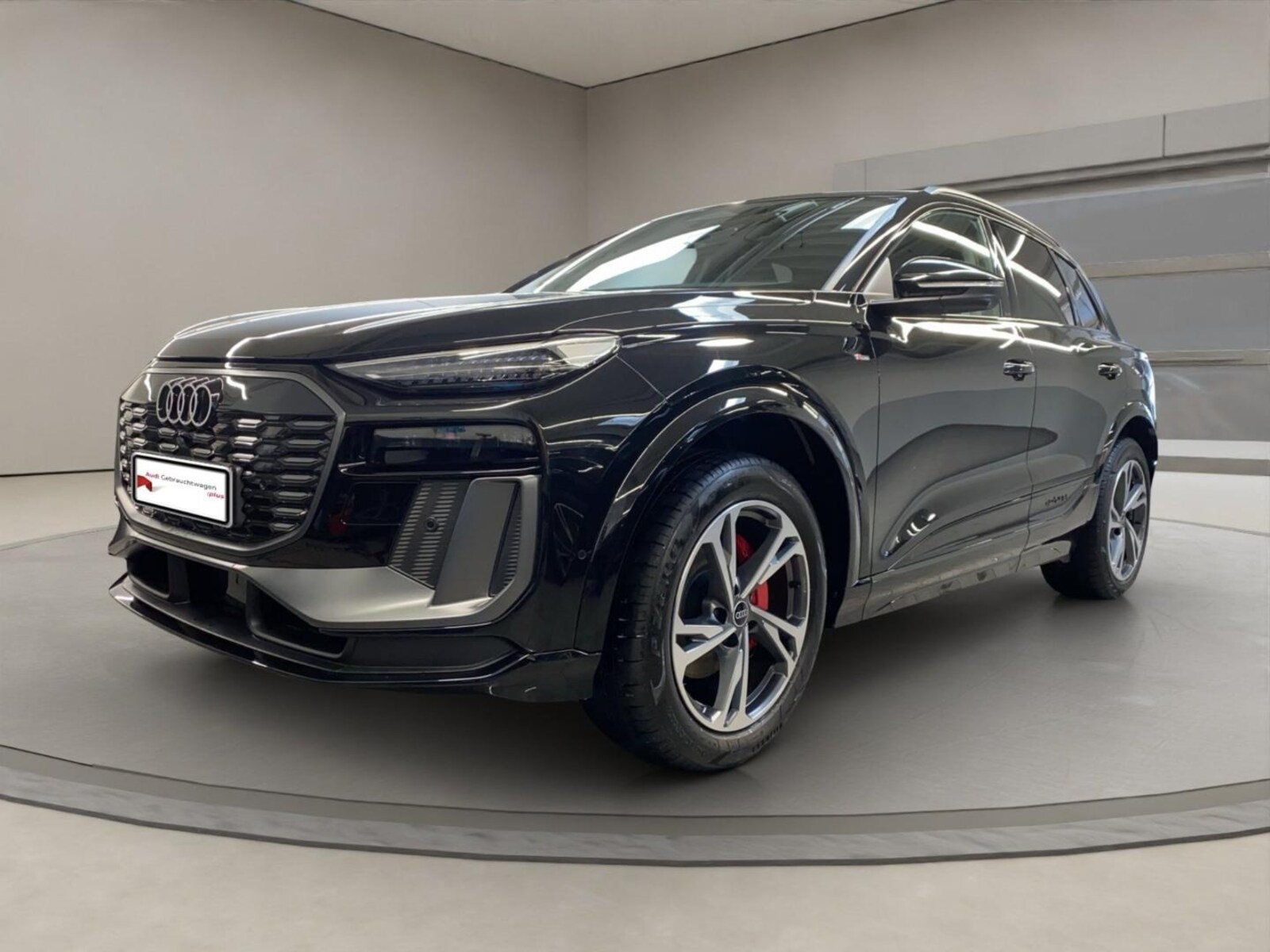 Audi Q6 e-tron