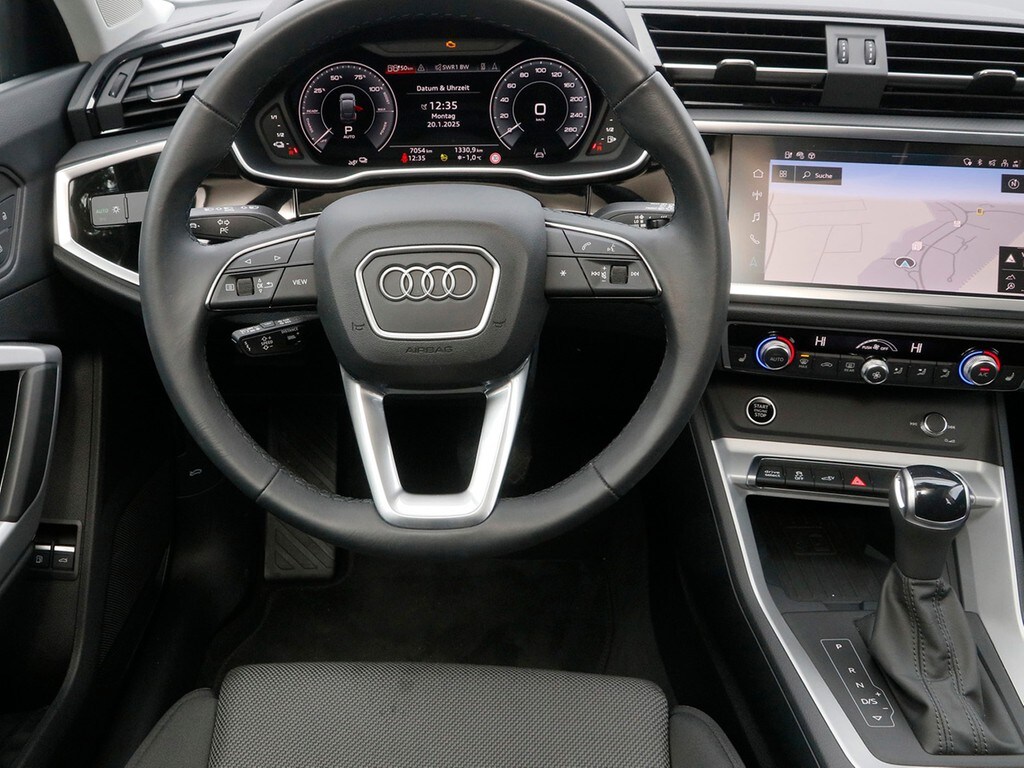 Image about Audi Q3 Sportback TFSI e S line 45 TFSI e S tronic