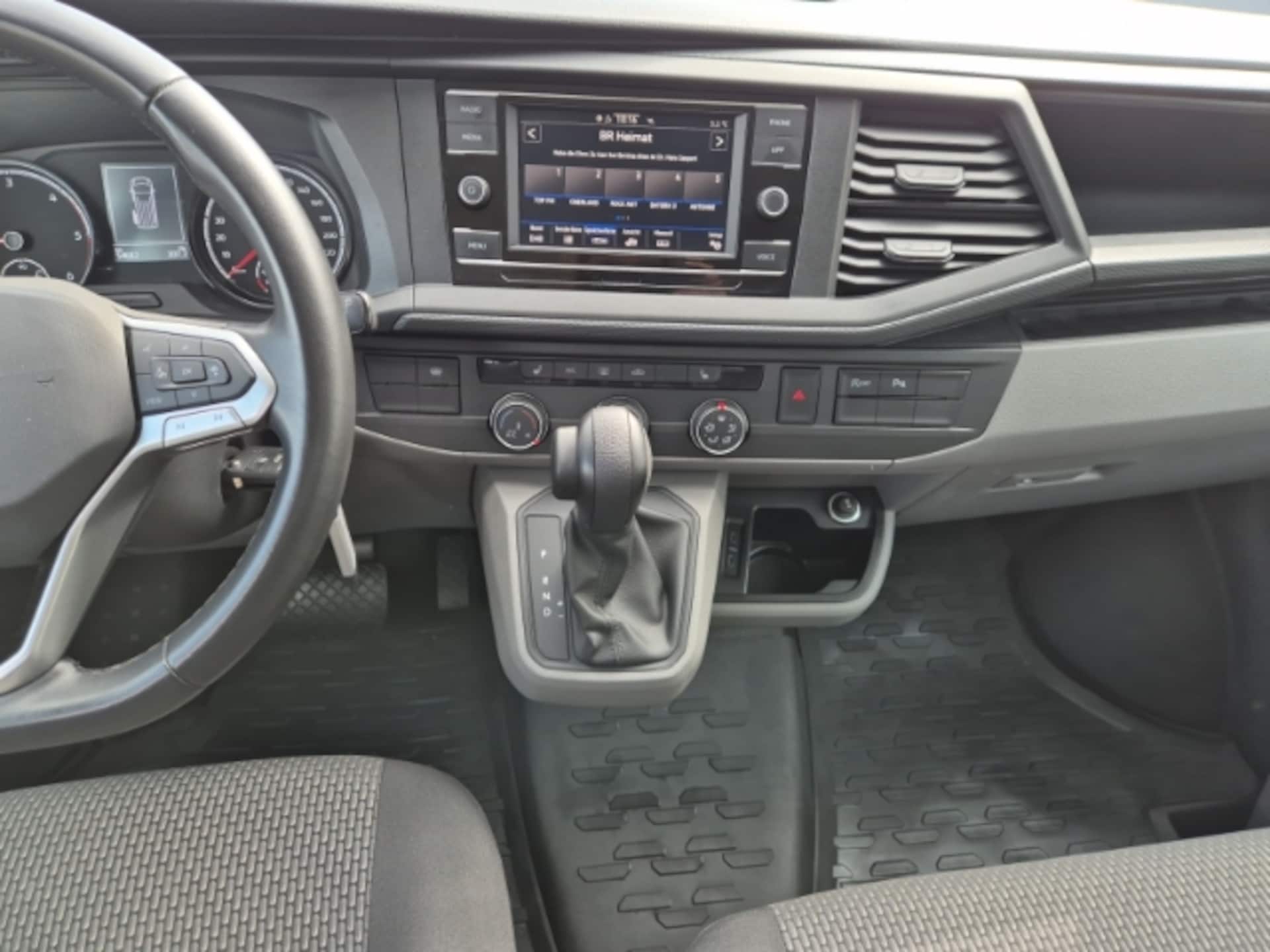 Volkswagen T6.1 Transporter Kombi kurzer Radstand