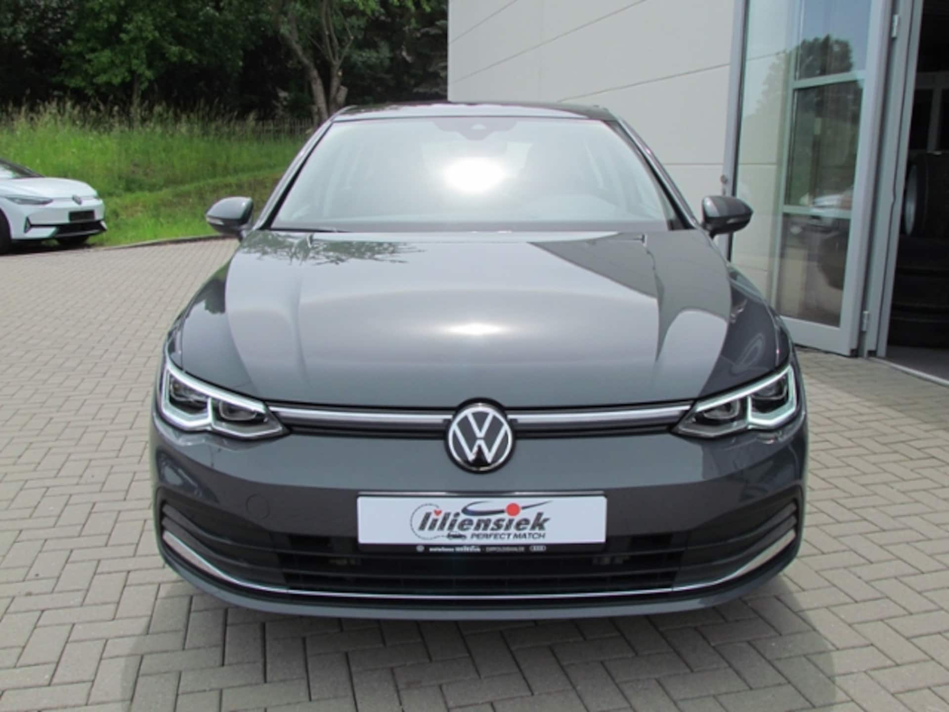 Volkswagen Golf Style