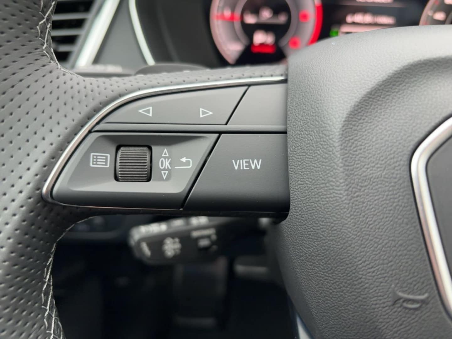 Bild über Audi Q5 40 TDI quattro S tronic - für weitere Informationen kontaktieren Sie den Audi Partner