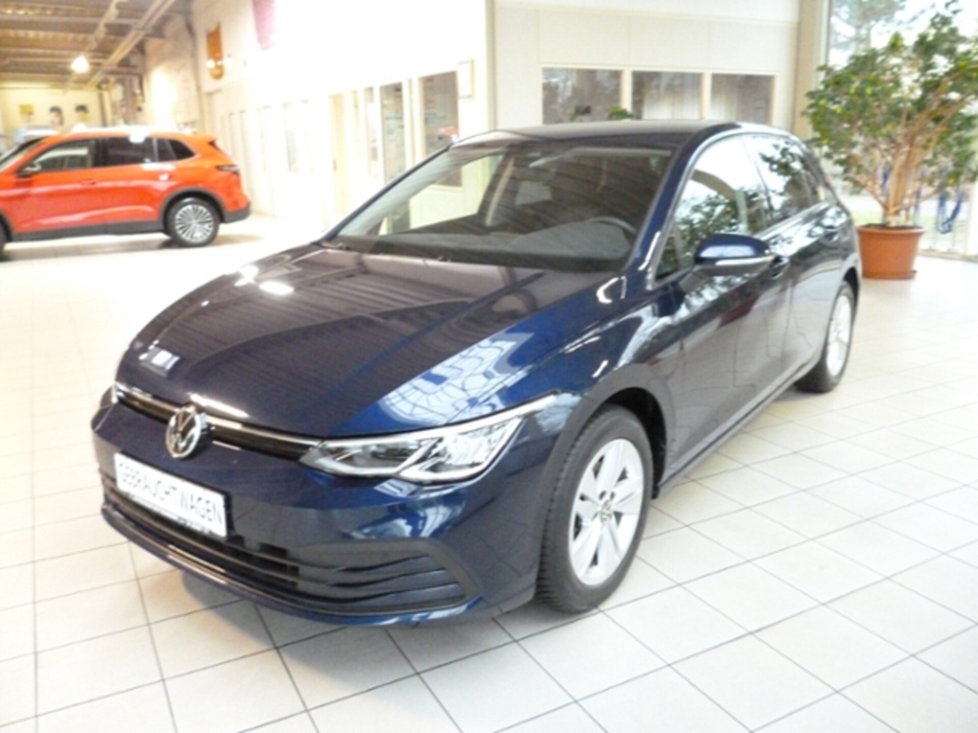 Volkswagen Golf Life