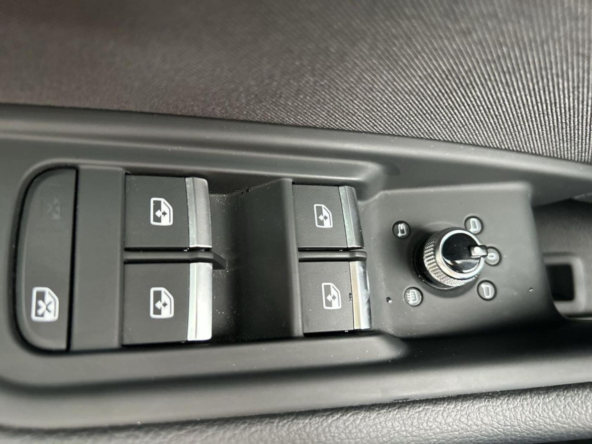 Audi A4 Limousine S line