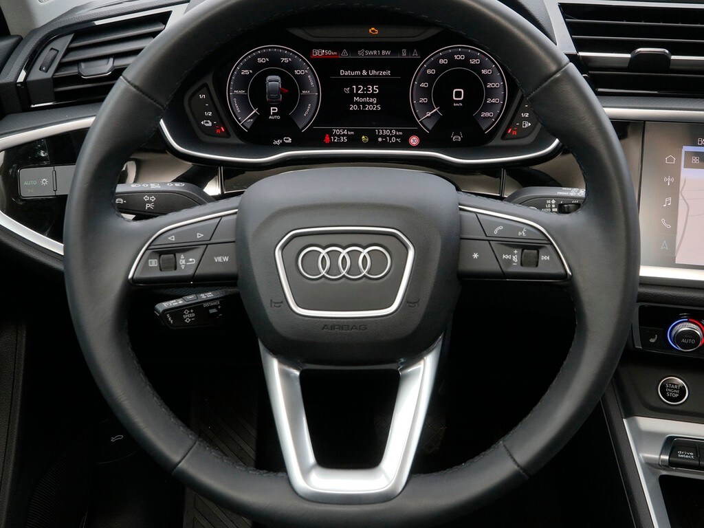 Image about Audi Q3 Sportback TFSI e S line 45 TFSI e S tronic
