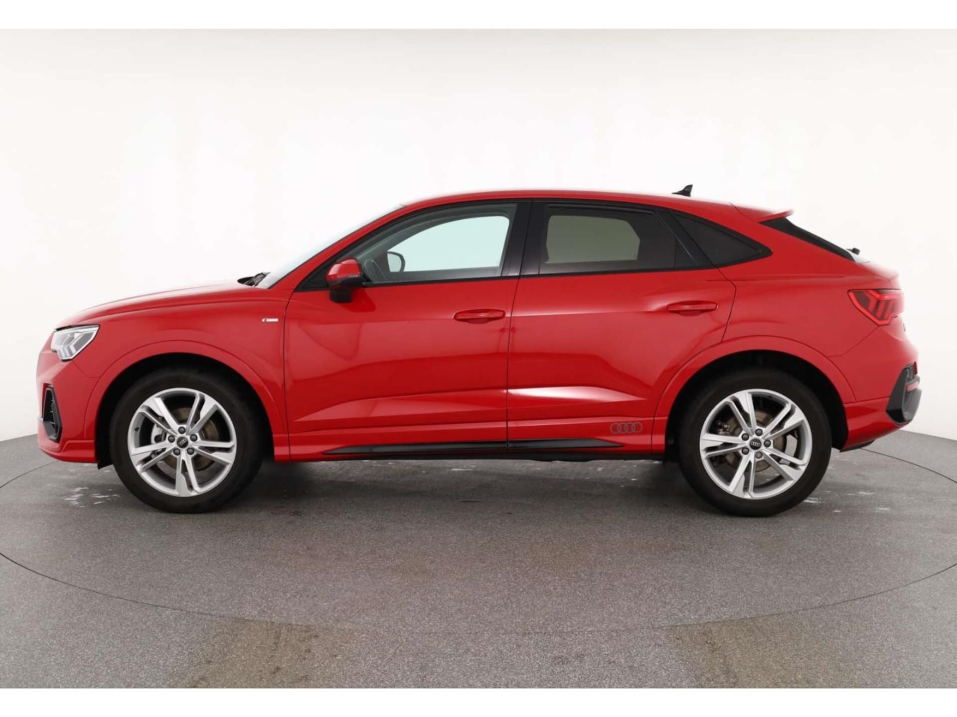 Audi Q3 Sportback S line