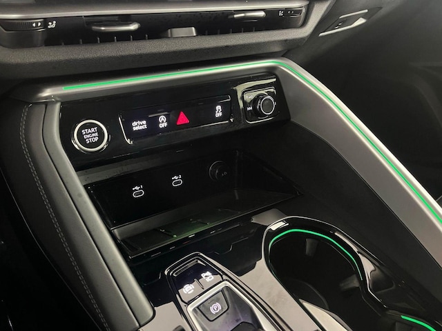 2025 Audi Q5 Premium - Photo 17