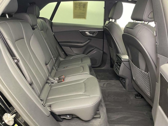2025 Audi Q8 Premium - Photo 22