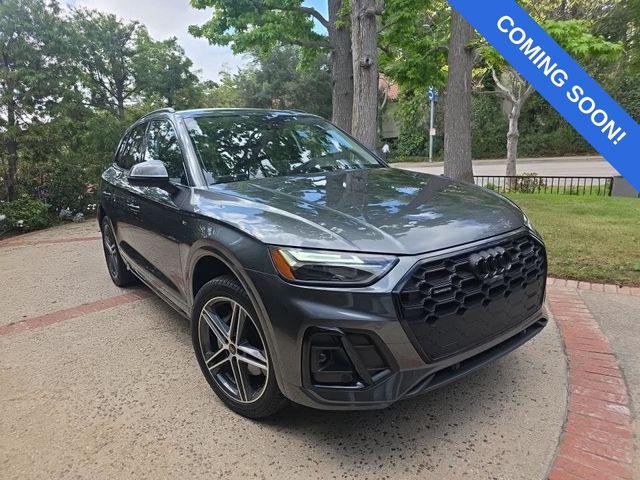 2023 Audi Q5 55 e Premium Plus's photo
