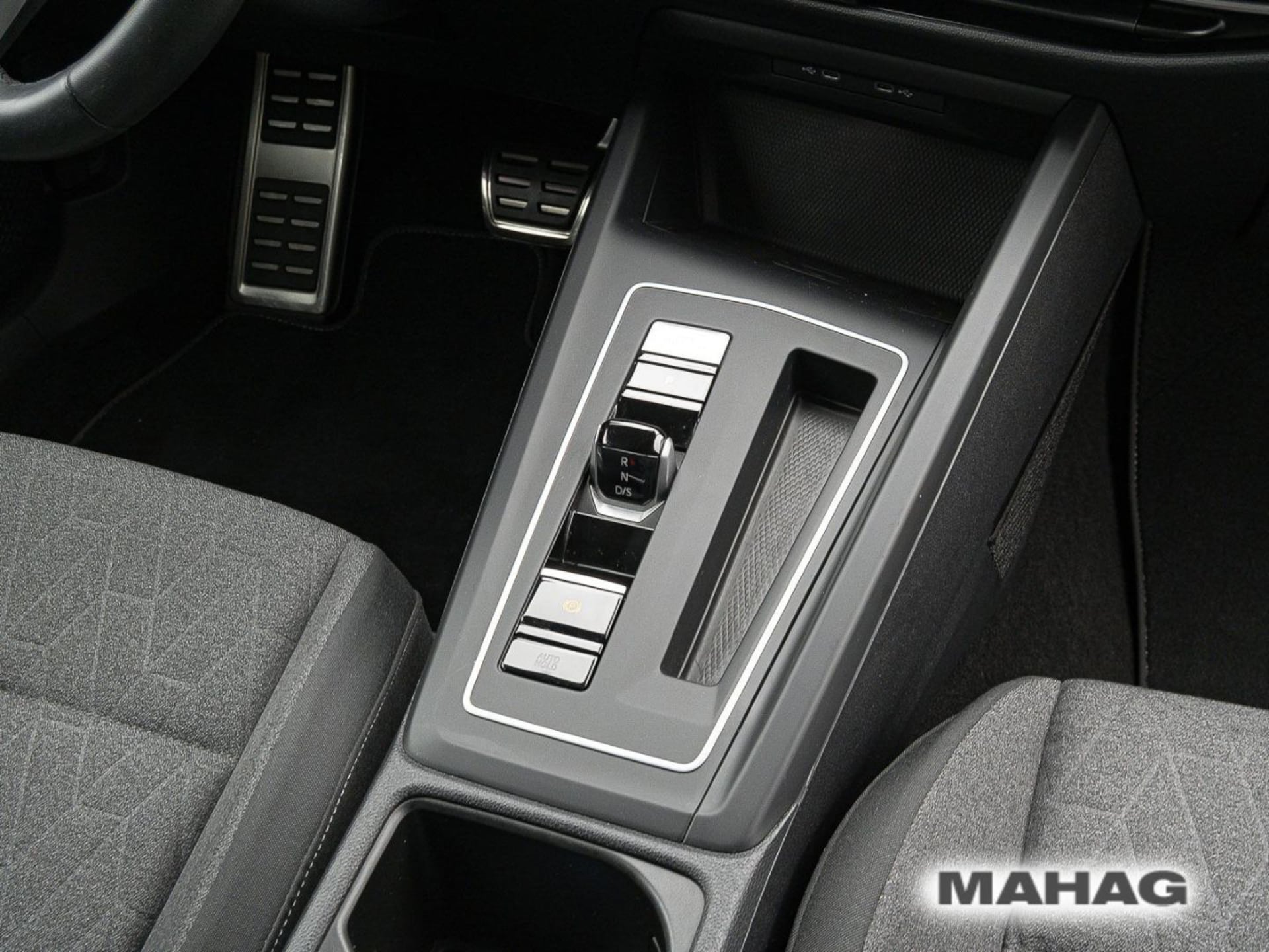 Volkswagen Golf MOVE
