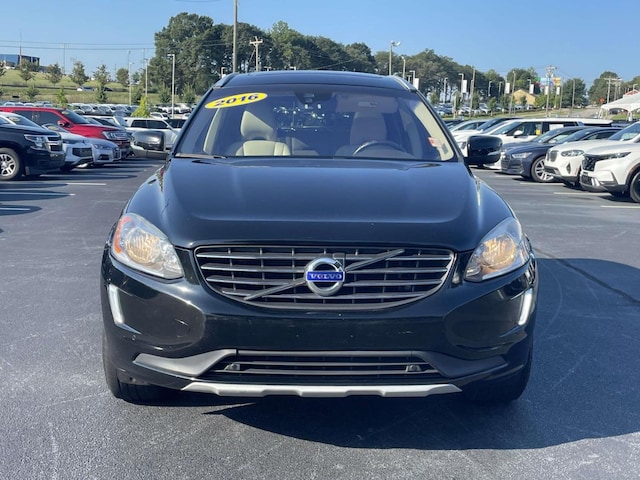 2016 Volvo XC60