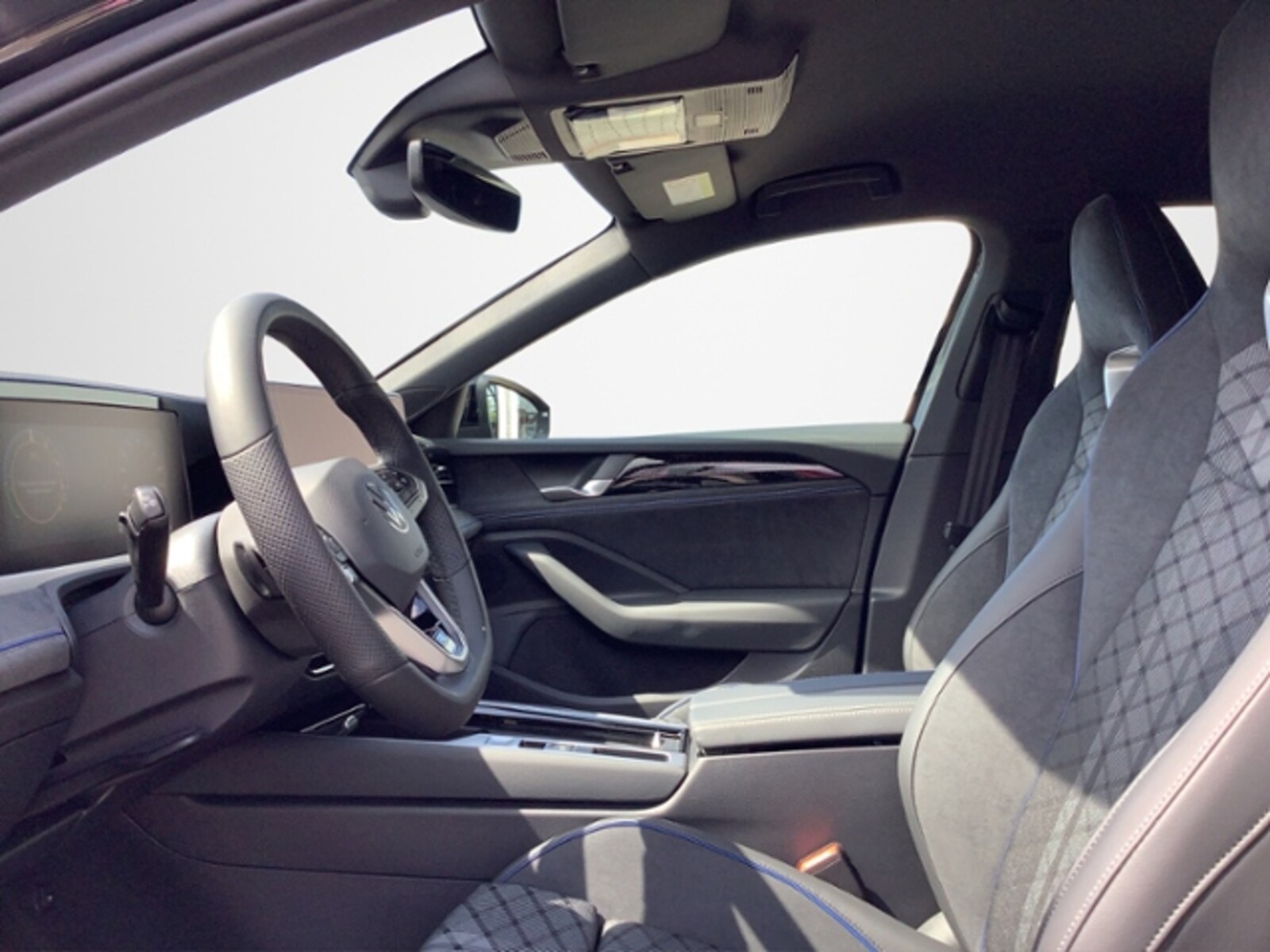 Volkswagen Passat – Bild 10