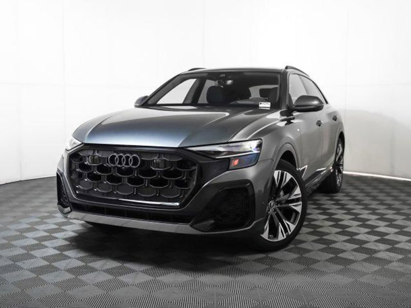2026 Audi Q8