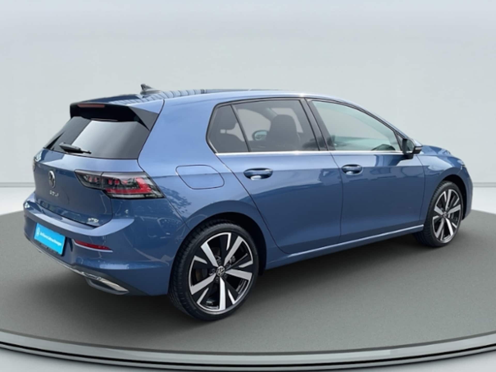 Volkswagen Golf Style