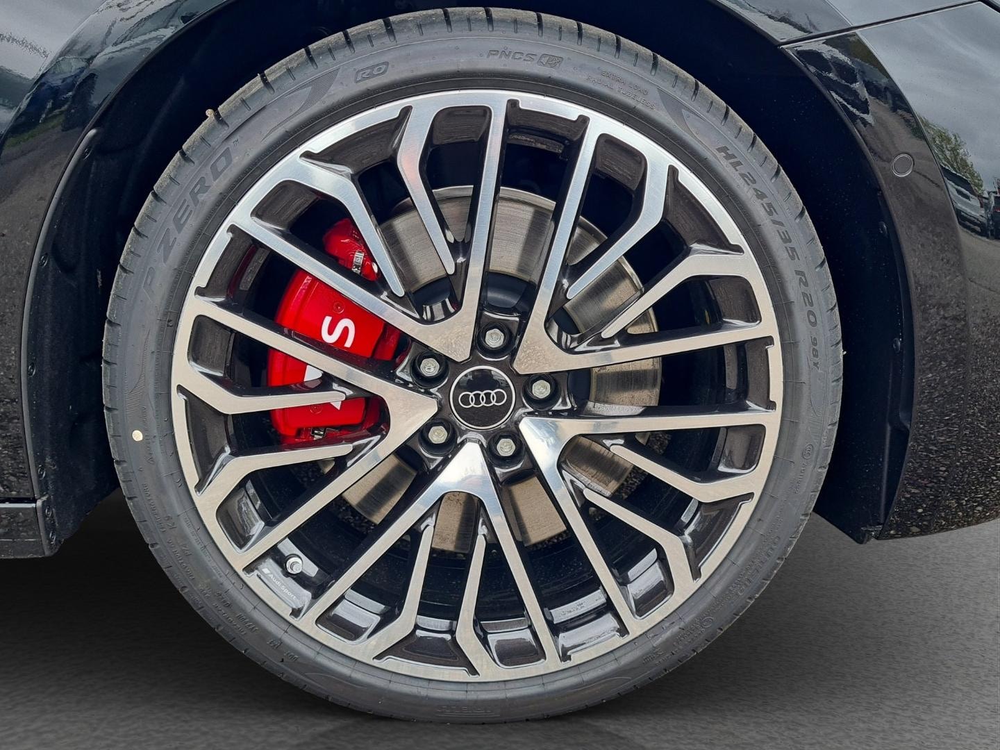 Bild über Audi S5 Avant TFSI 270 kW S tronic - für weitere Informationen kontaktieren Sie den Audi Partner