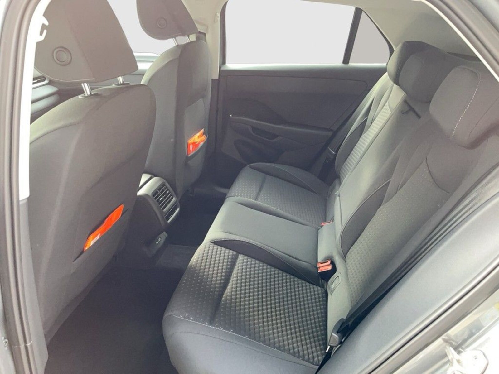 Volkswagen T-Roc – Bild 13