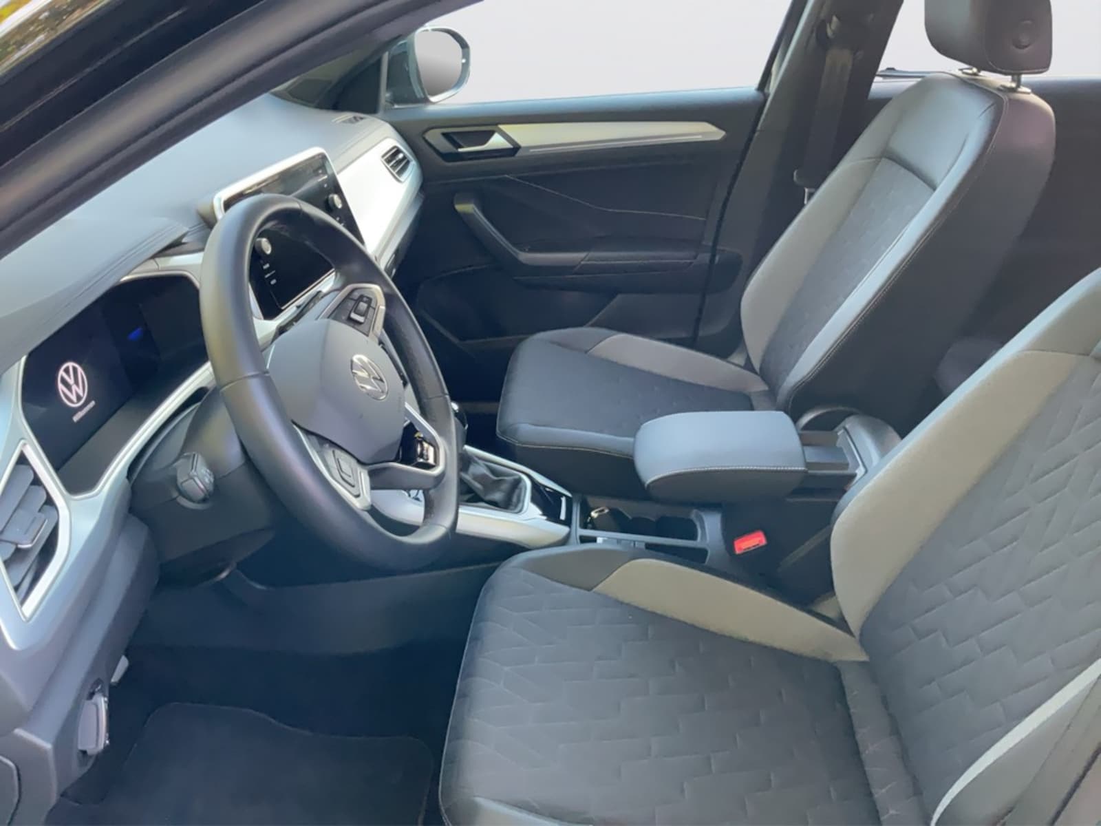 Volkswagen T-Roc – Bild 9