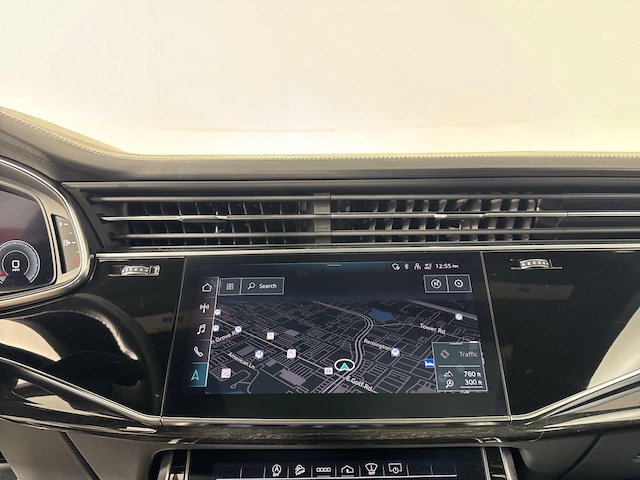 2021 Audi Q8