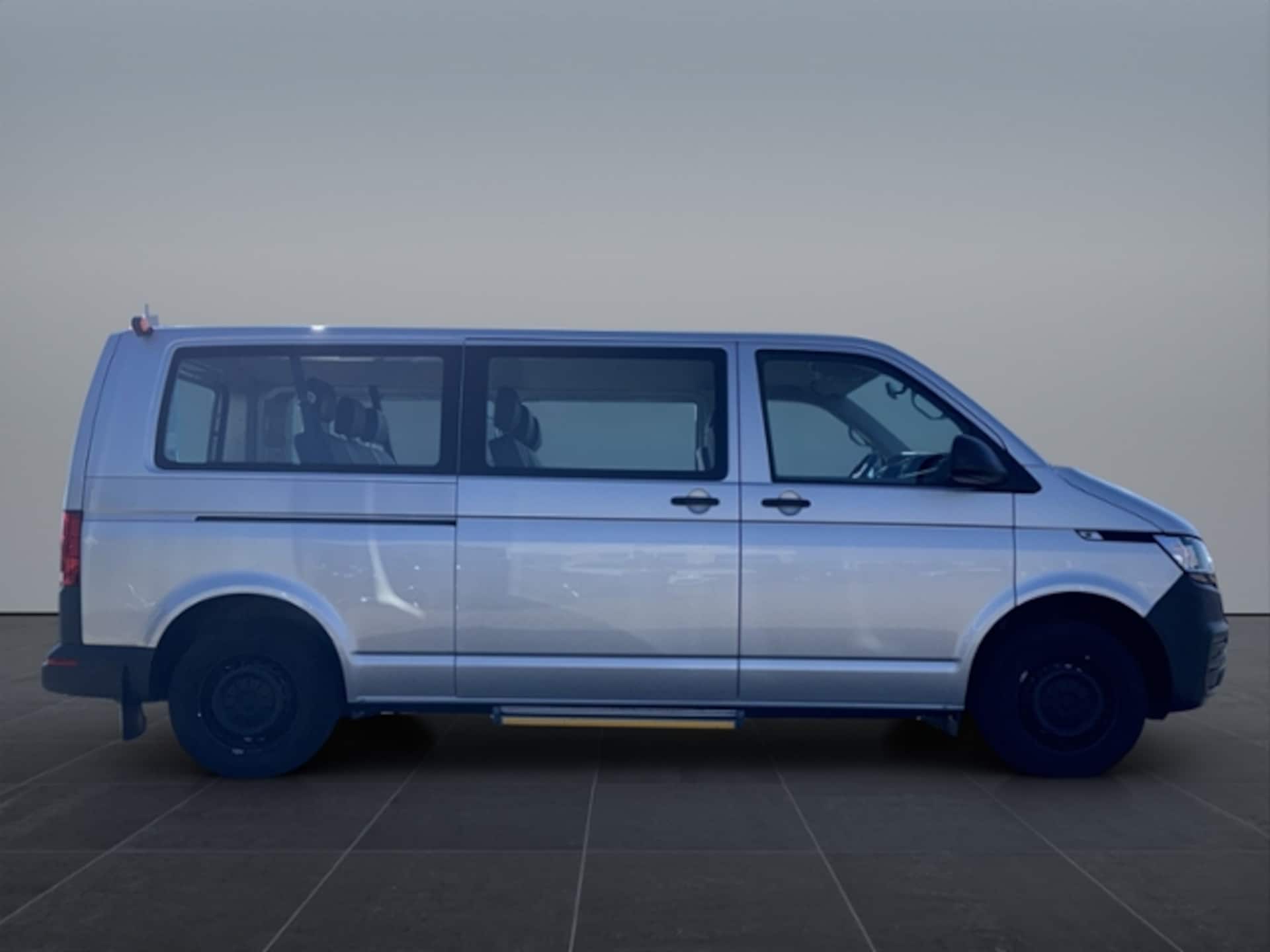 Volkswagen T6.1 Transporter Kombi langer Radstand