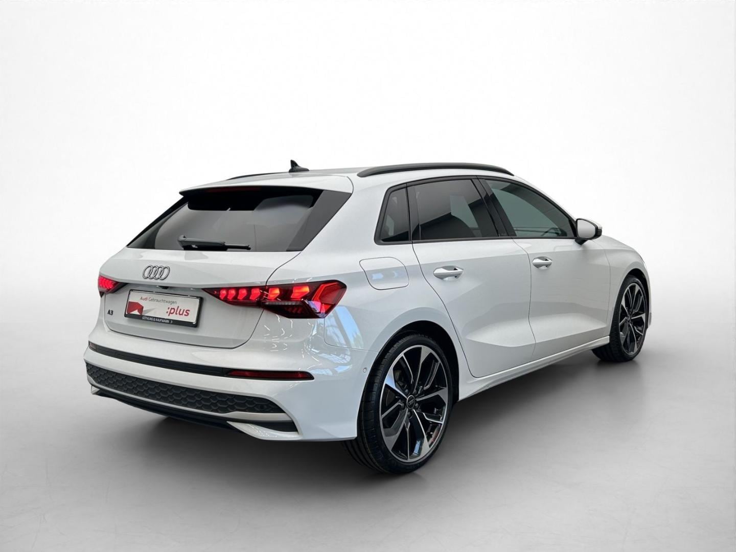 Bild über Audi A3 Sportback TDI S tronic - für weitere Informationen kontaktieren Sie den Audi Partner