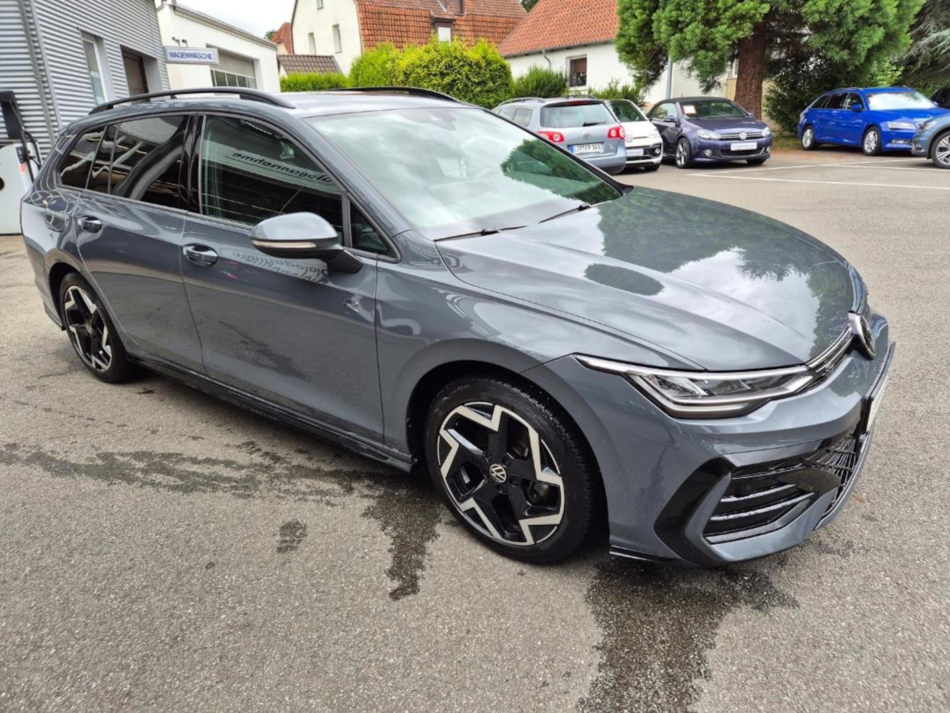 Volkswagen Golf Variant R-Line