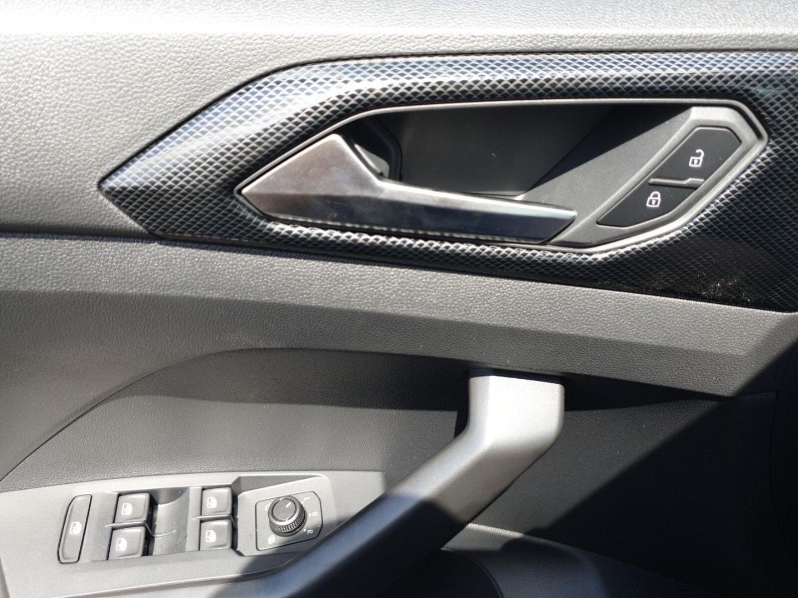 Volkswagen T-Cross – Bild 8