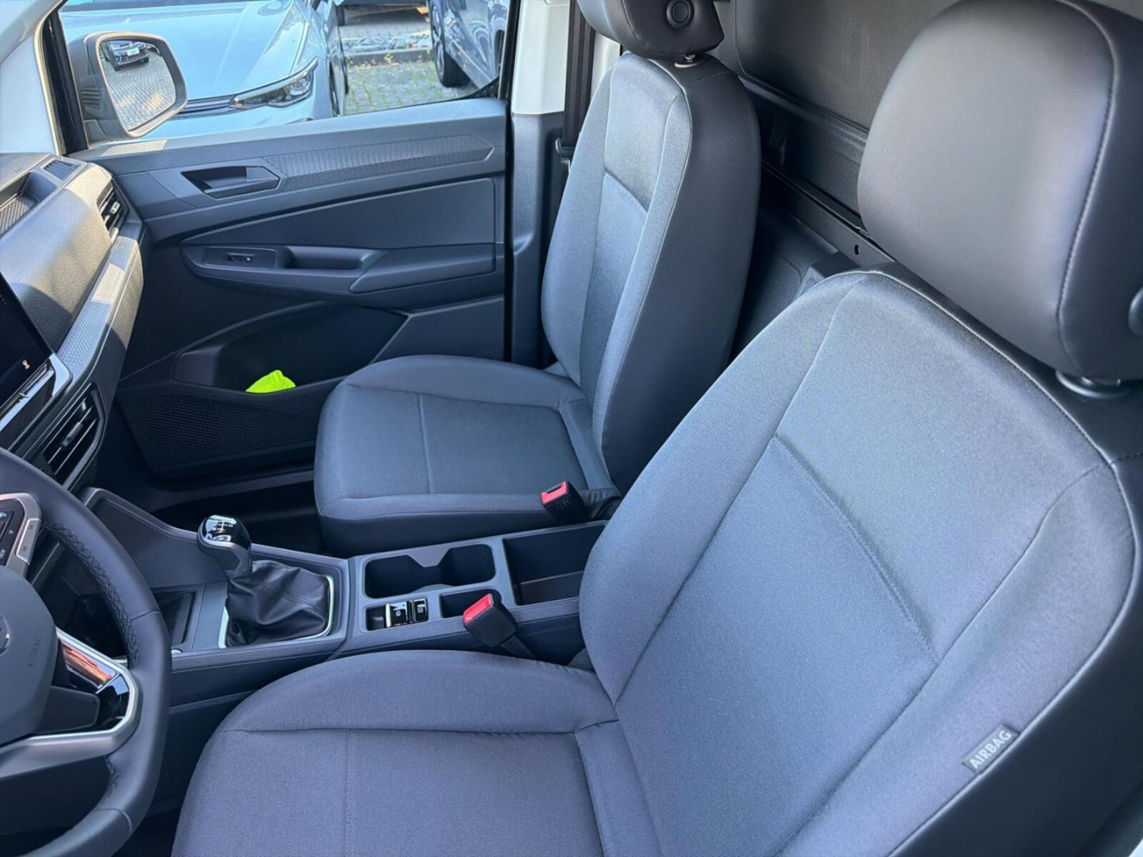 Volkswagen Caddy Cargo – Bild 6