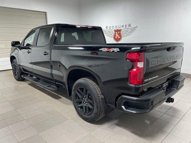2024 Chevrolet Silverado
