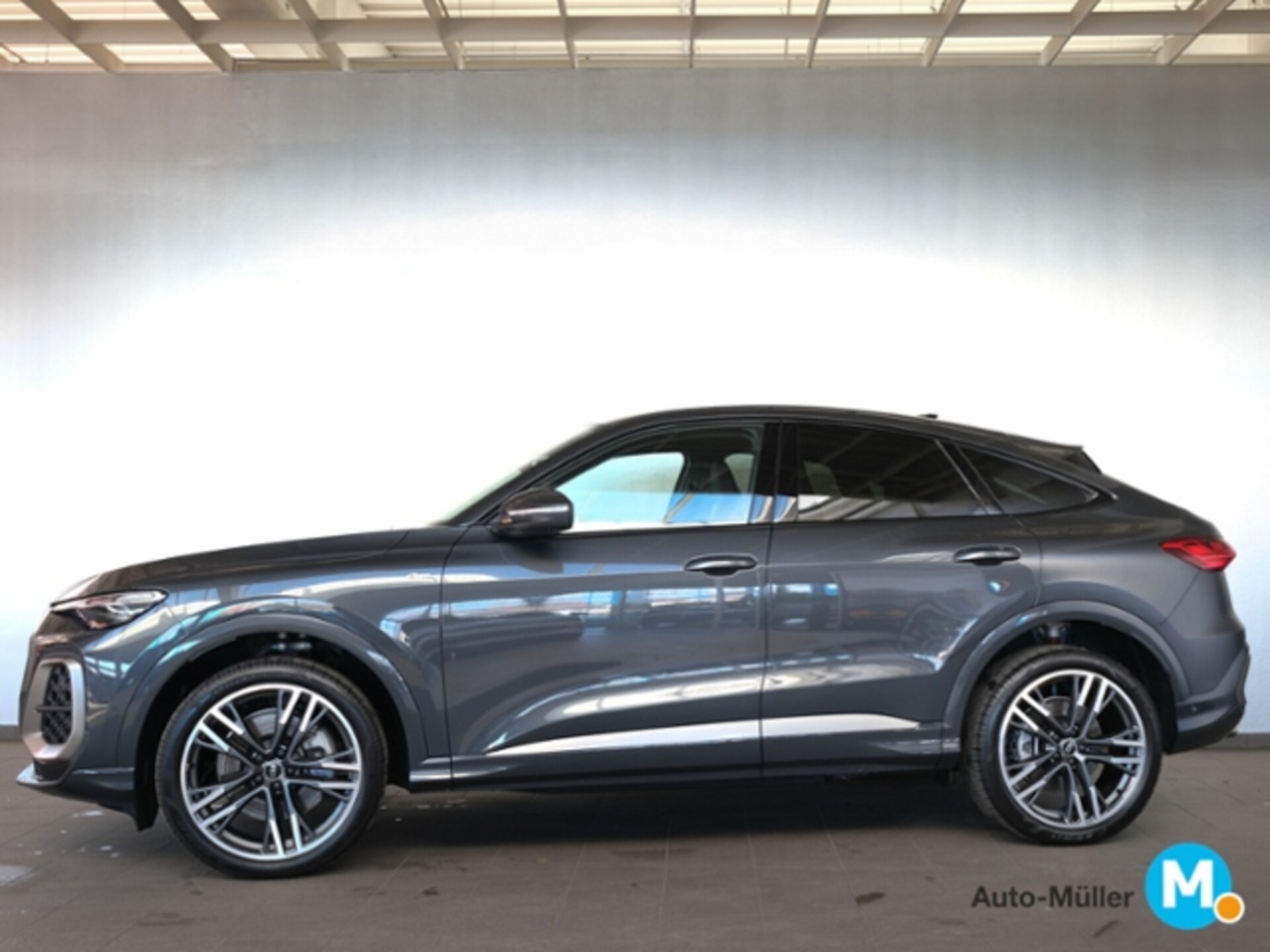 Audi Q5 Sportback edition one