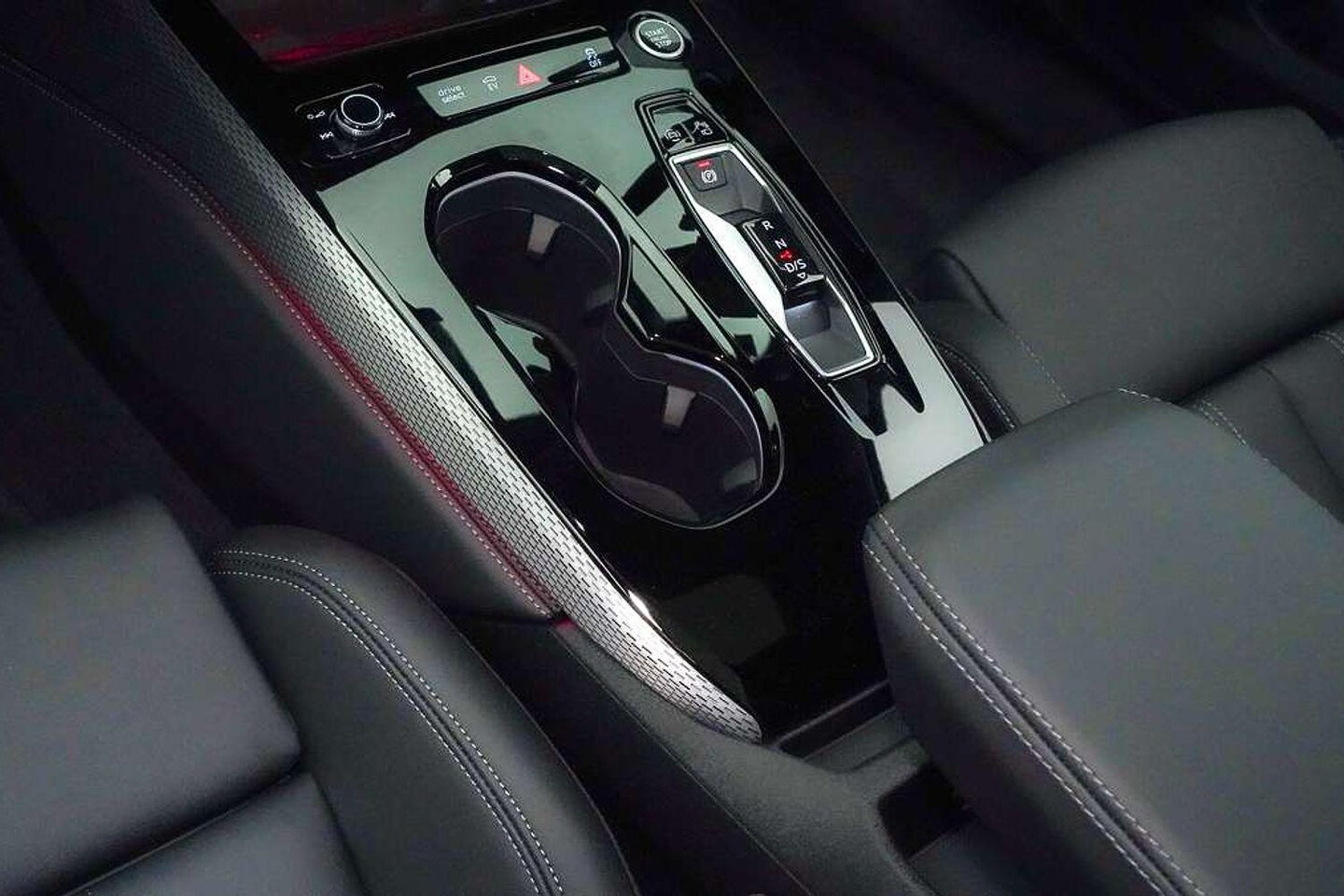 Image about Audi A5 Sedan TFSI e e-hybrid quattro 270 kW S tronic