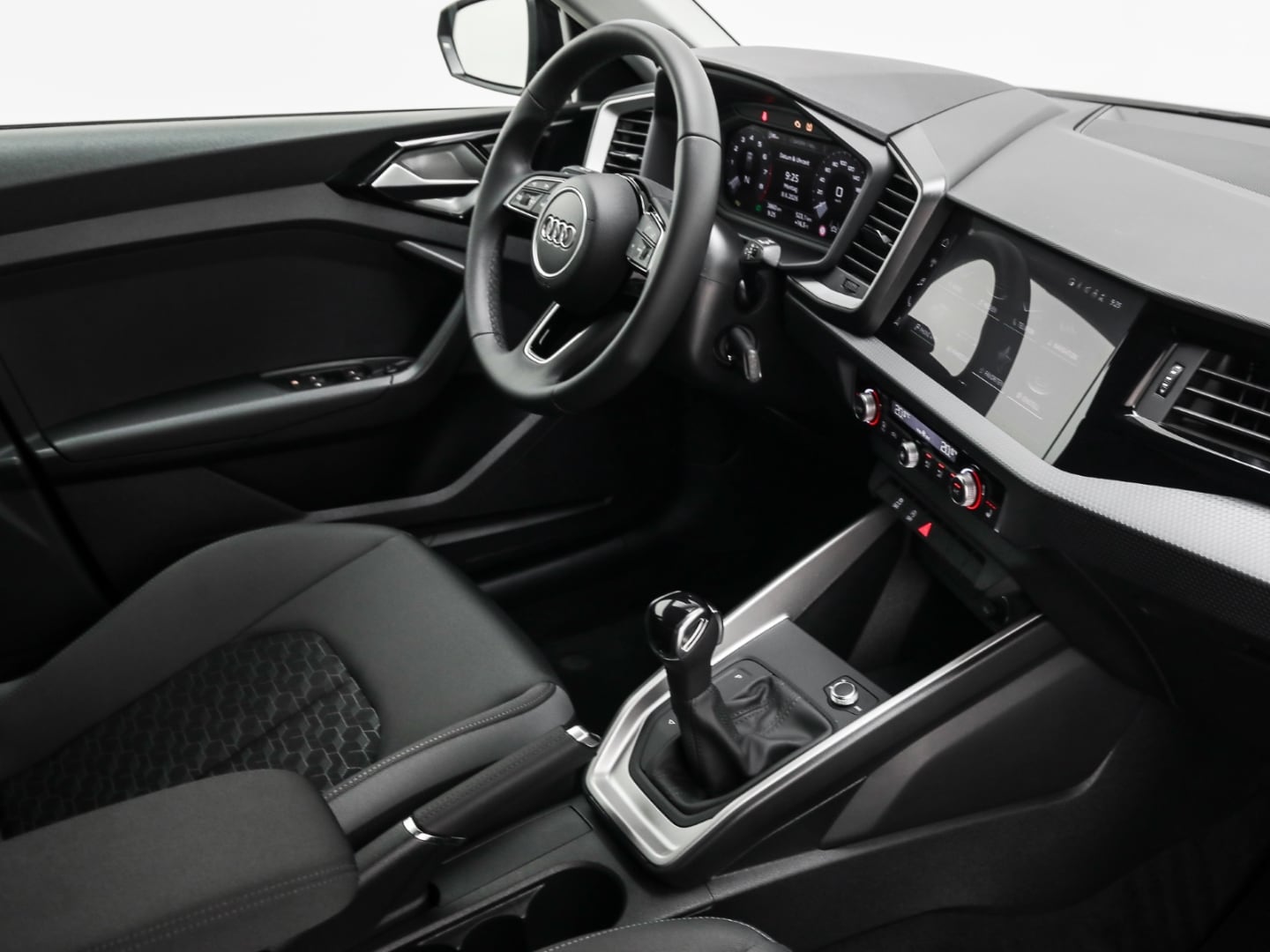 Bild über Audi A1 Sportback advanced 30 TFSI S tronic - für weitere Informationen kontaktieren Sie den Audi Partner