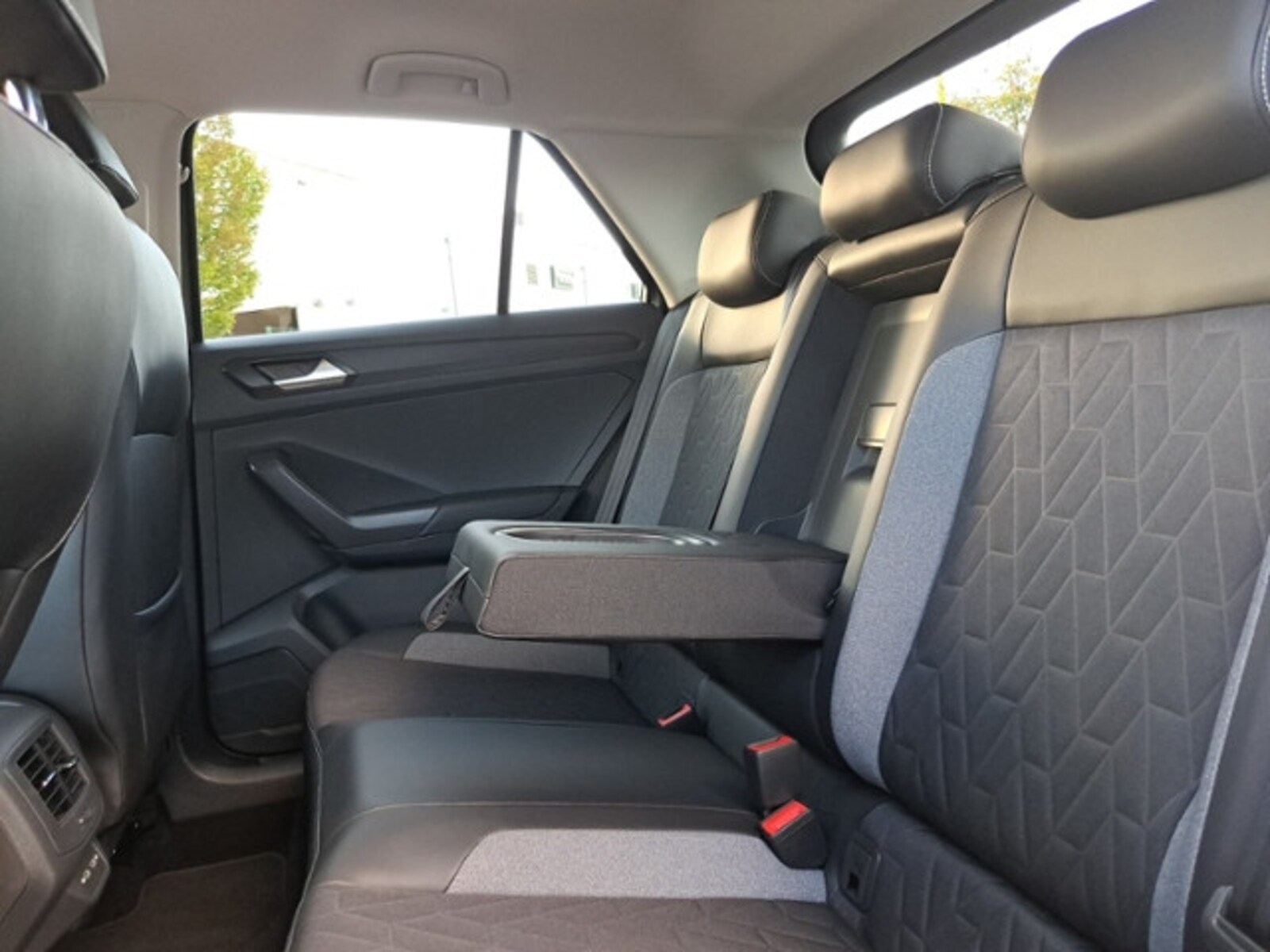 Volkswagen T-Roc – Bild 14