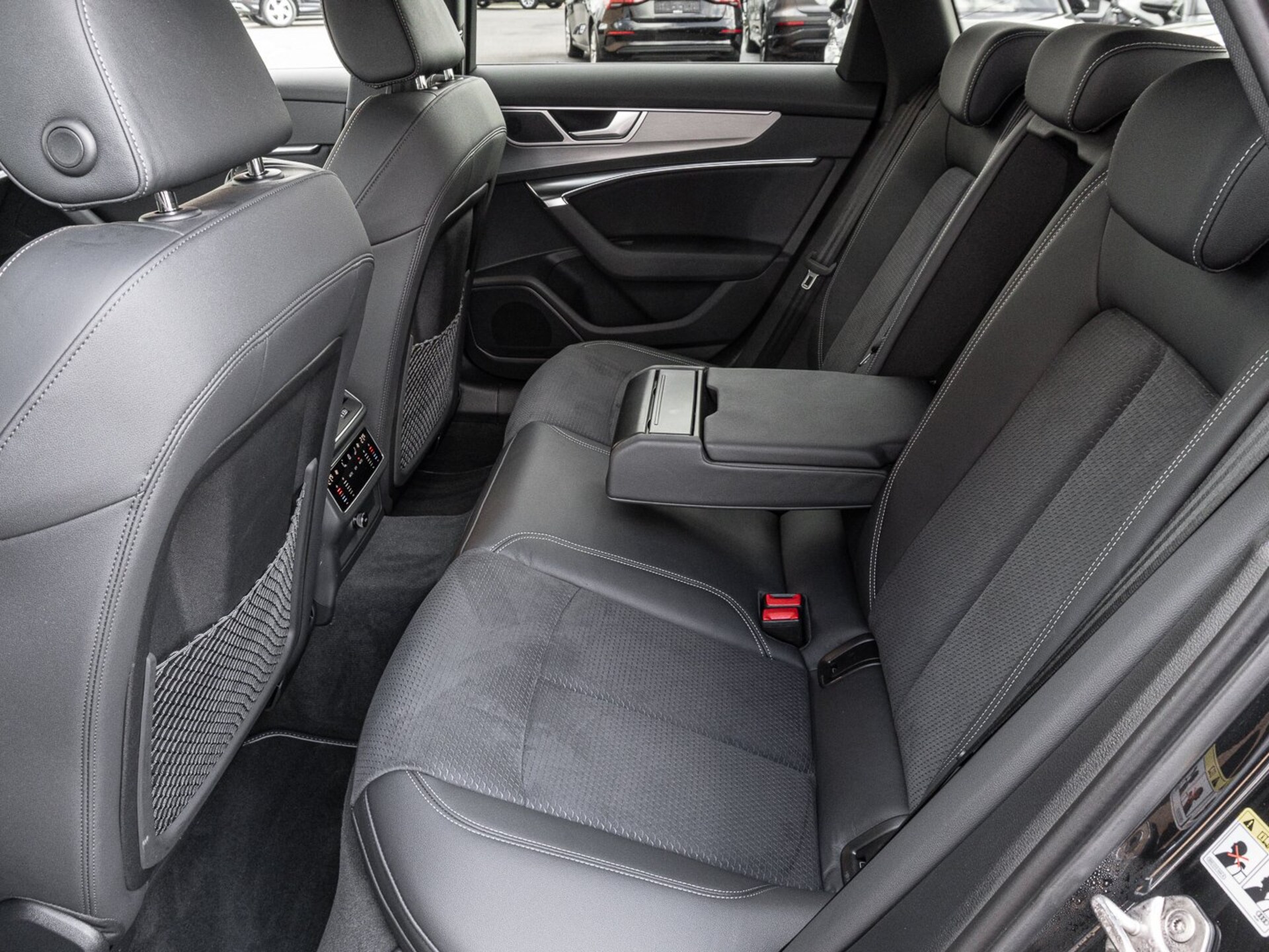 Audi S6 Avant