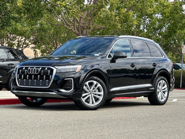 Photo of 2025 Audi Q7