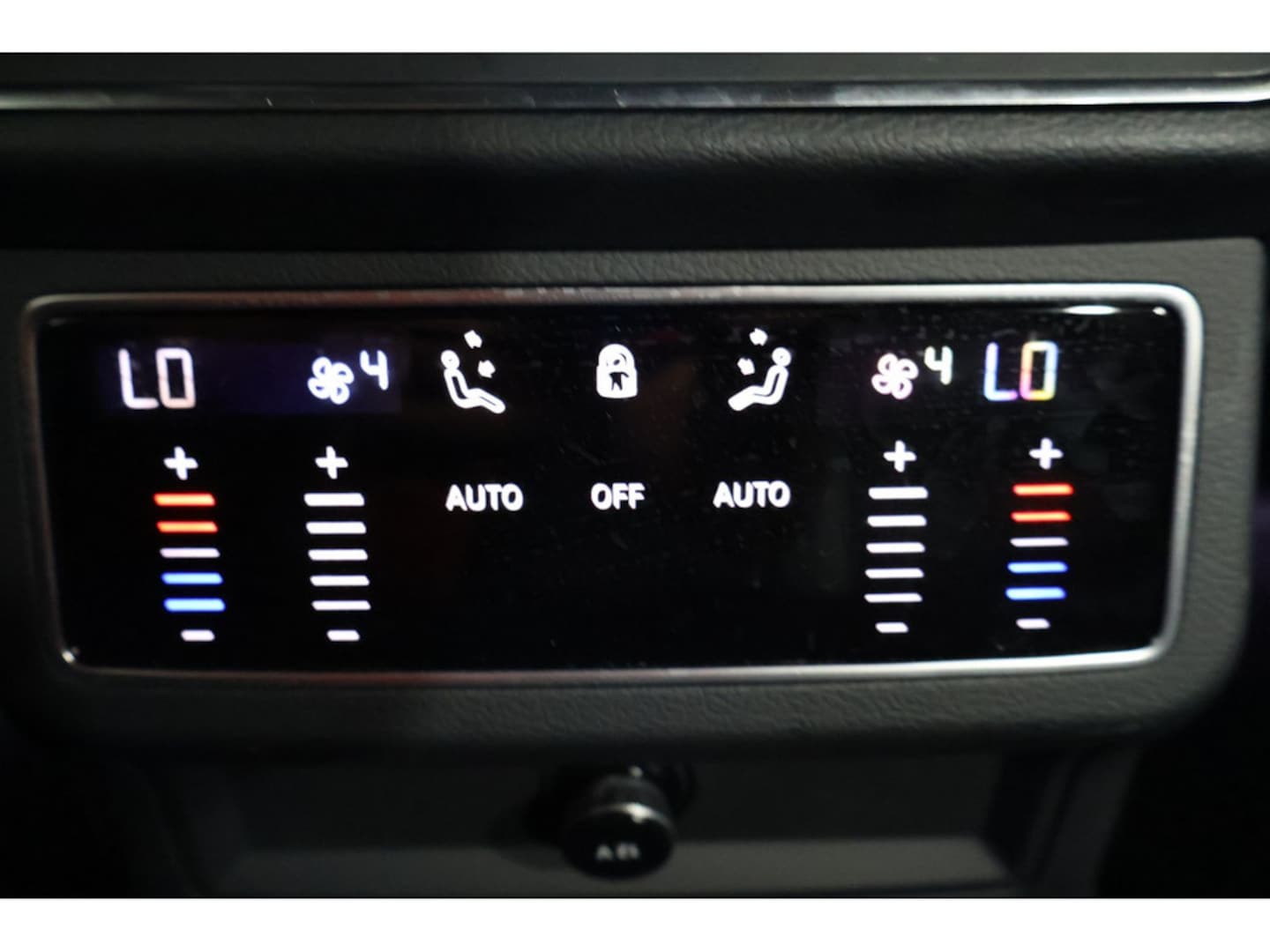 Bild über Audi S6 Avant TDI quattro tiptronic - für weitere Informationen kontaktieren Sie den Audi Partner
