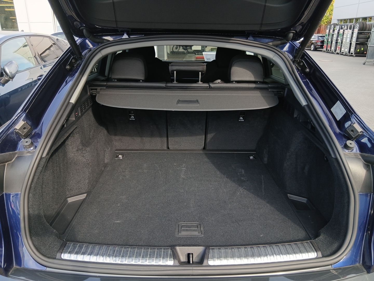 Bild über Audi Q5 Sportback TDI quattro 150 kW S tronic - für weitere Informationen kontaktieren Sie den Audi Partner