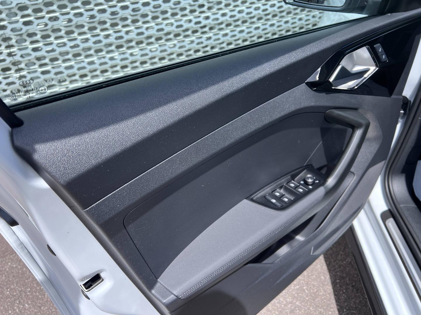 Image about Audi A1 allstreet Avus 35 TFSI 110 kW (150 ch) S tronic