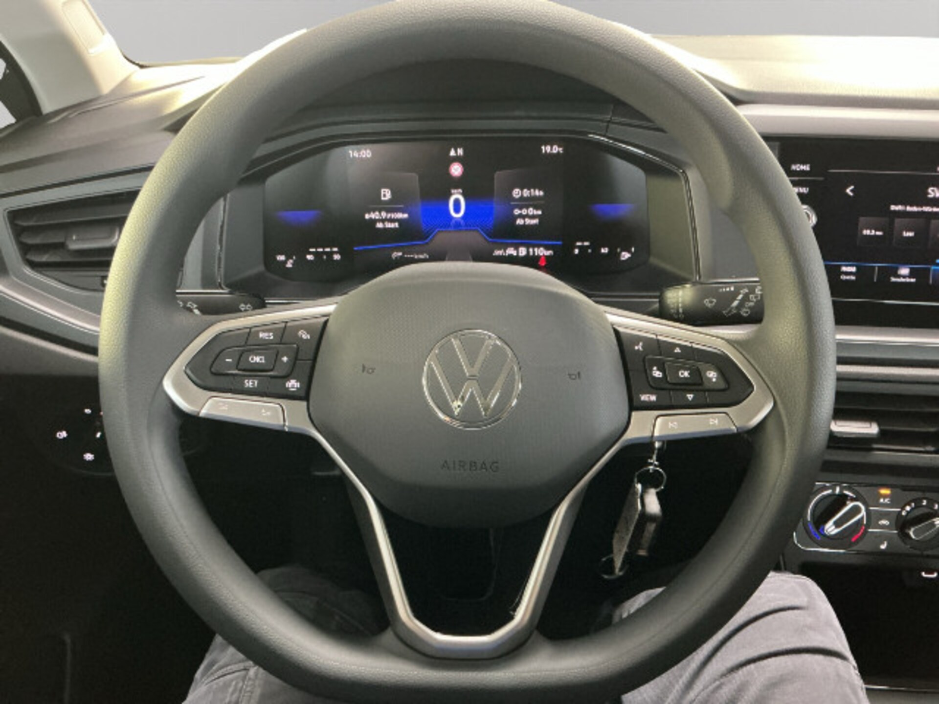 Volkswagen Polo Basis-Modell