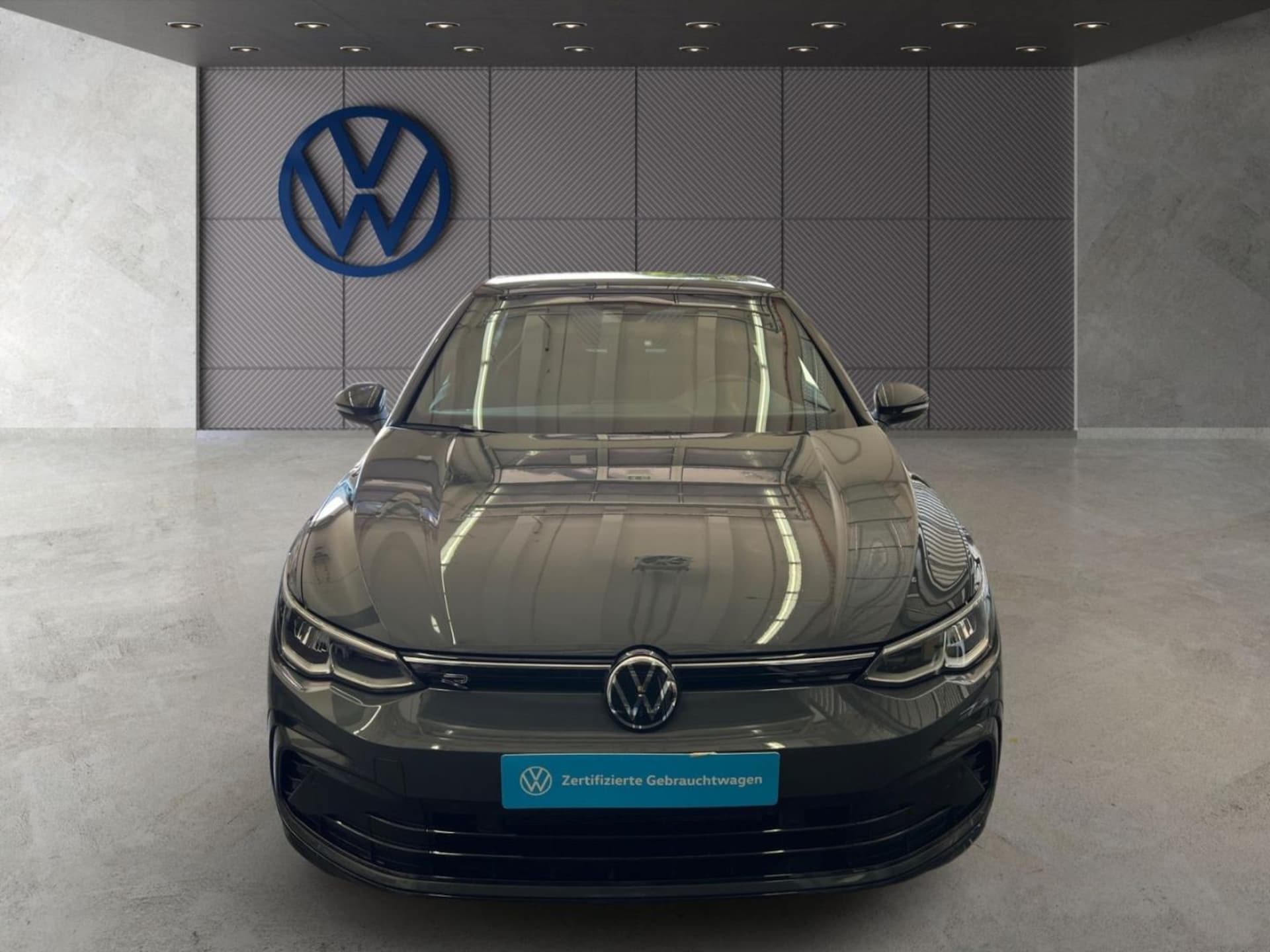 Volkswagen Golf R-Line