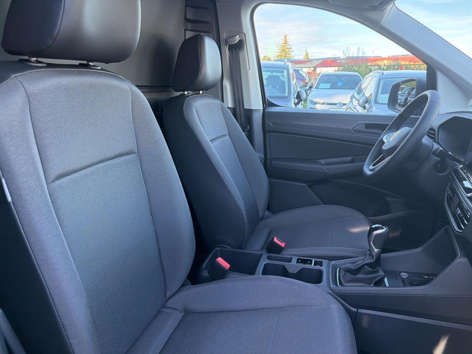 Volkswagen Caddy Cargo – Bild 12