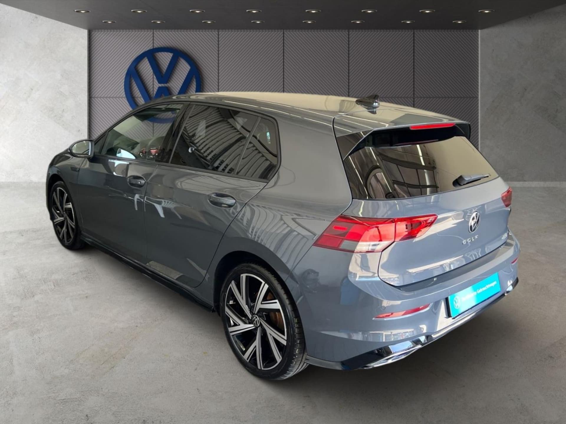 Volkswagen Golf R-Line
