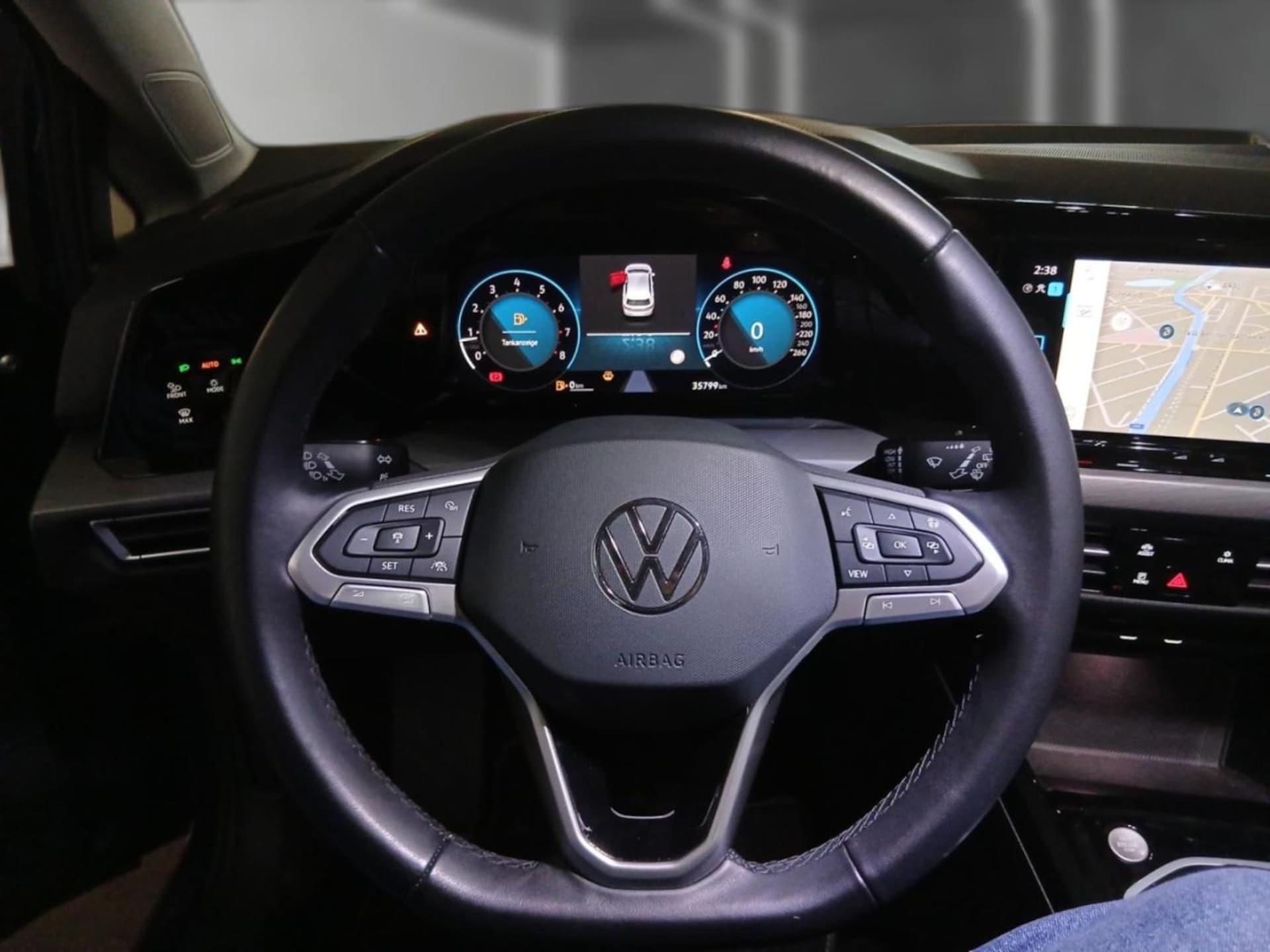 Volkswagen Golf Style