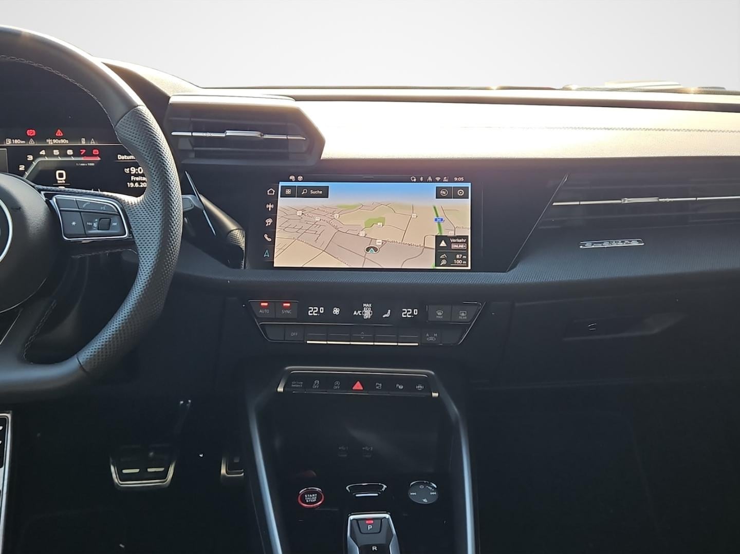 Bild über Audi S3 Sportback TFSI quattro S tronic - für weitere Informationen kontaktieren Sie den Audi Partner