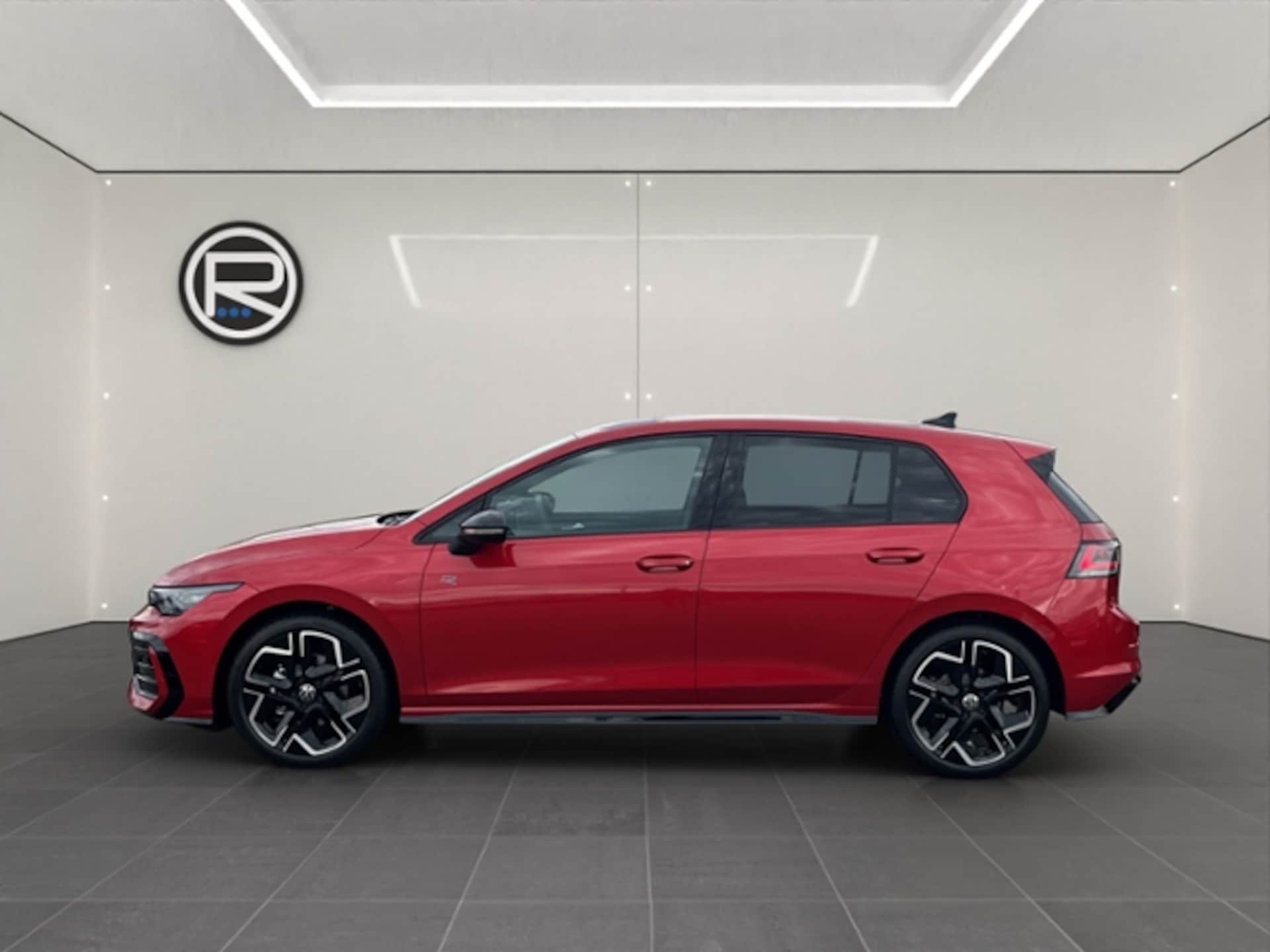 Volkswagen Golf R-Line