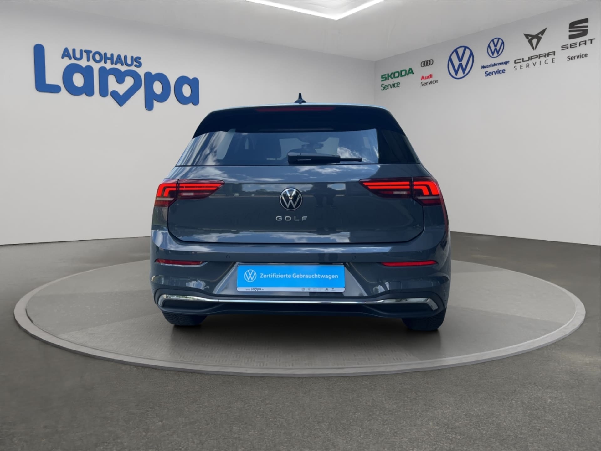 Volkswagen Golf Life