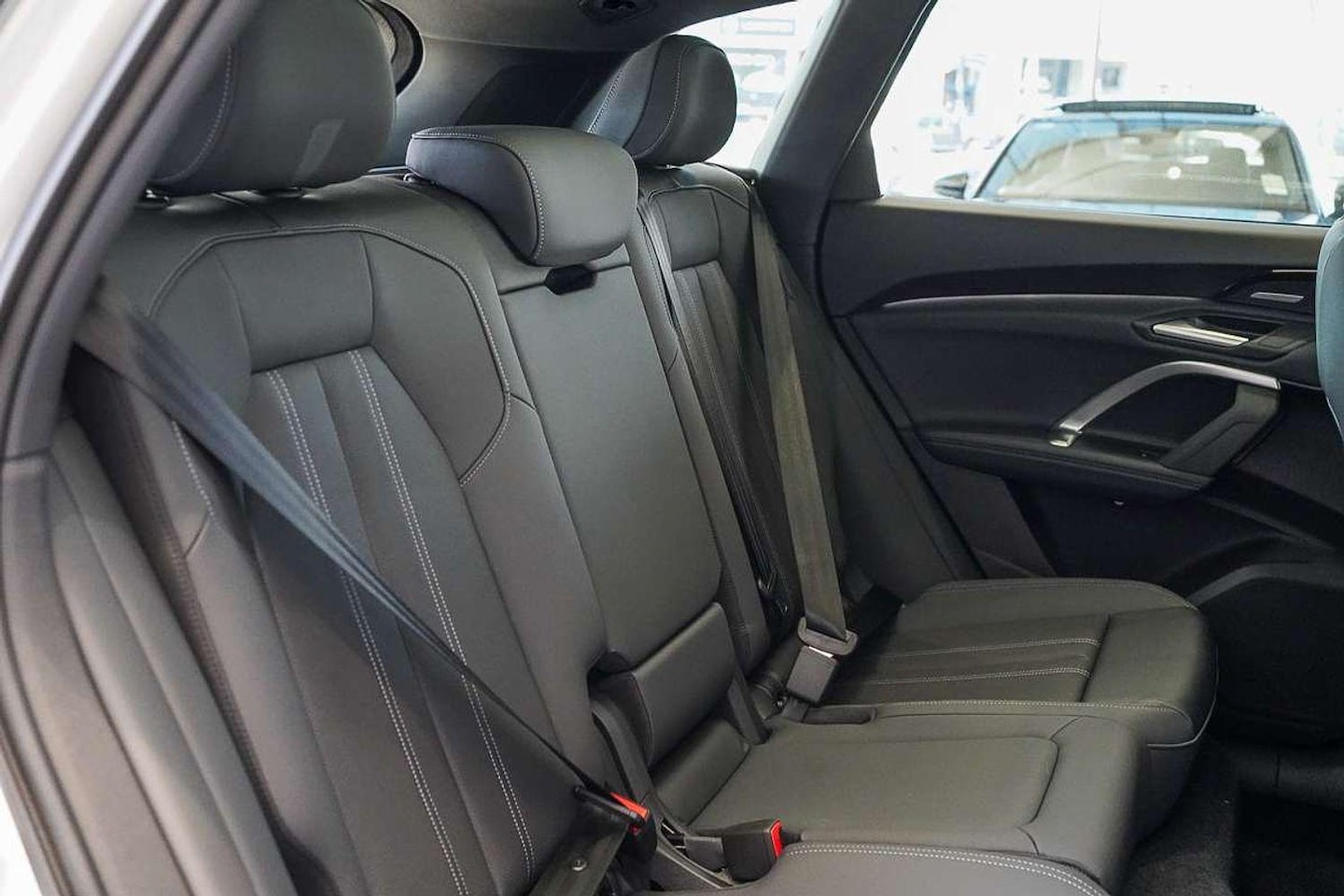 Image about Audi Q5 SUV TDI quattro 150 kW sport