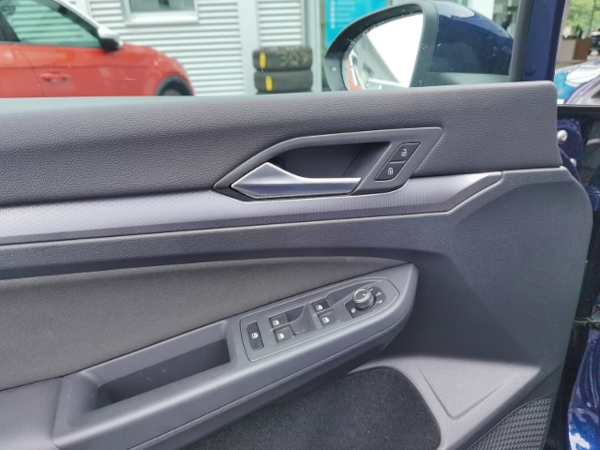 Volkswagen Golf Active