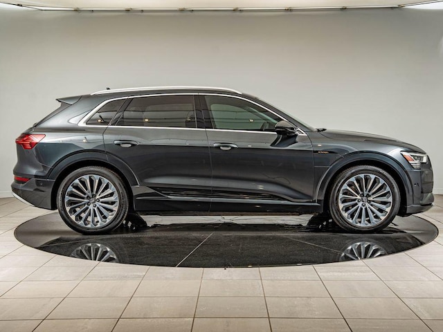 2019 Audi e-tron