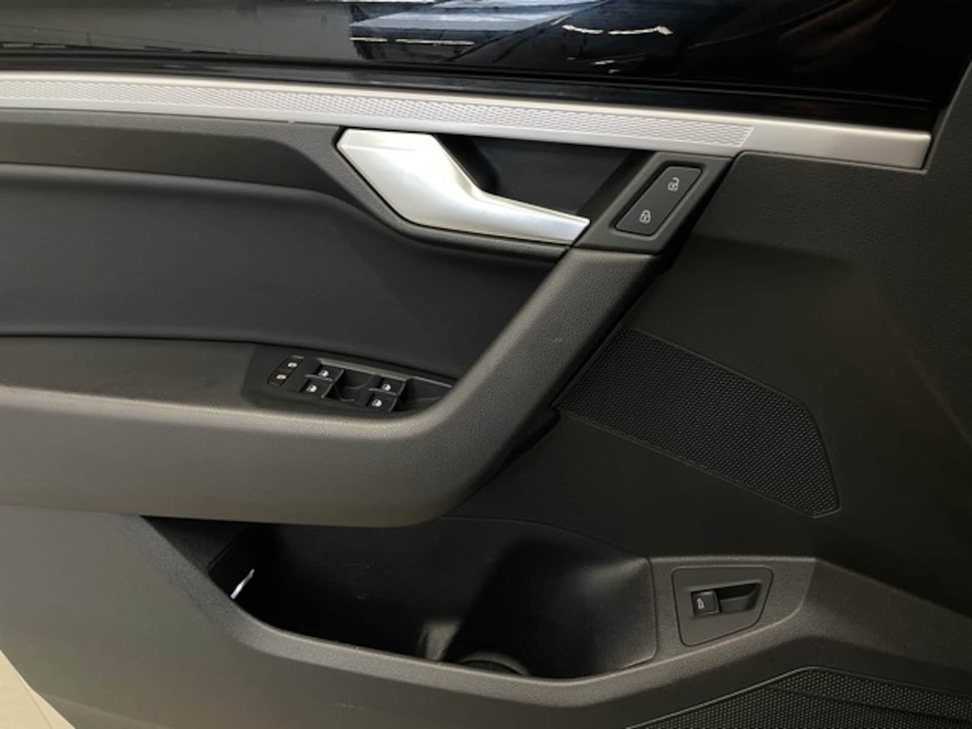 Volkswagen Touareg Basis-Modell