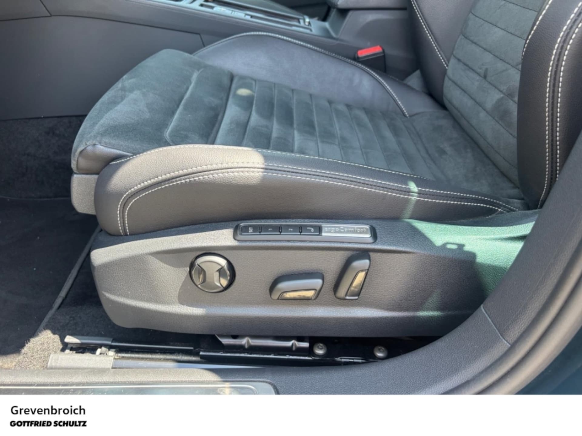 Volkswagen Passat Variant Elegance